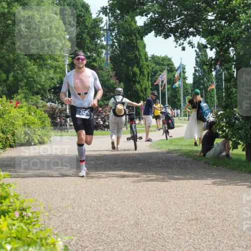 22.06.2025 - Viking Triathlon KatJ http://msf.ph/oto/8122763 22.06.2025 13:03:30 Laufen 242 meine-sportfotos.de