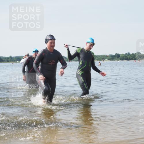 22.06.2025 - Viking Triathlon KatJ http://msf.ph/oto/8122807 22.06.2025 10:52:26 Schwimmen 116, 136, 481, 490 meine-sportfotos.de