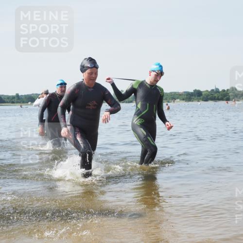 22.06.2025 - Viking Triathlon KatJ http://msf.ph/oto/8122812 22.06.2025 10:52:26 Schwimmen 116, 136, 481, 490 meine-sportfotos.de