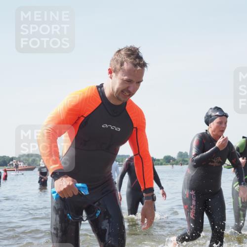 22.06.2025 - Viking Triathlon KatJ http://msf.ph/oto/8122828 22.06.2025 10:52:27 Schwimmen 116, 136, 481, 490 meine-sportfotos.de