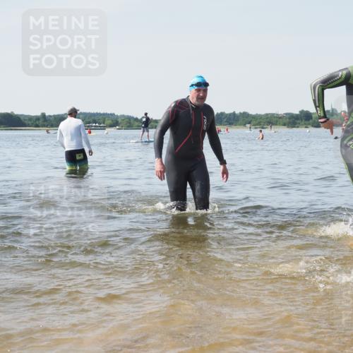 22.06.2025 - Viking Triathlon KatJ http://msf.ph/oto/8122836 22.06.2025 10:52:28 Schwimmen 116, 136, 481, 490 meine-sportfotos.de