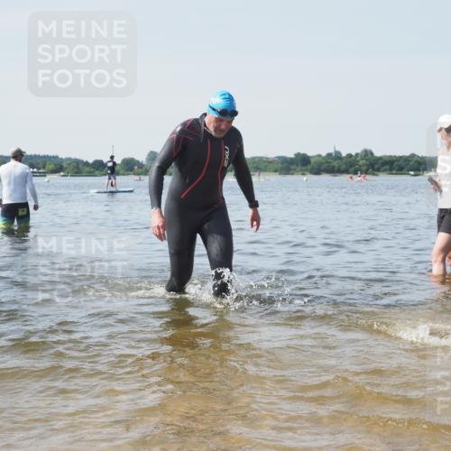 22.06.2025 - Viking Triathlon KatJ http://msf.ph/oto/8122863 22.06.2025 10:52:29 Schwimmen 116, 136, 481, 490 meine-sportfotos.de