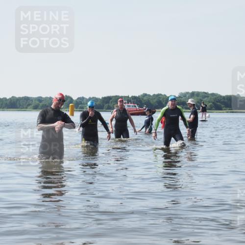 22.06.2025 - Viking Triathlon KatJ http://msf.ph/oto/8122872 22.06.2025 10:52:50 Schwimmen 106, 160, 656 meine-sportfotos.de