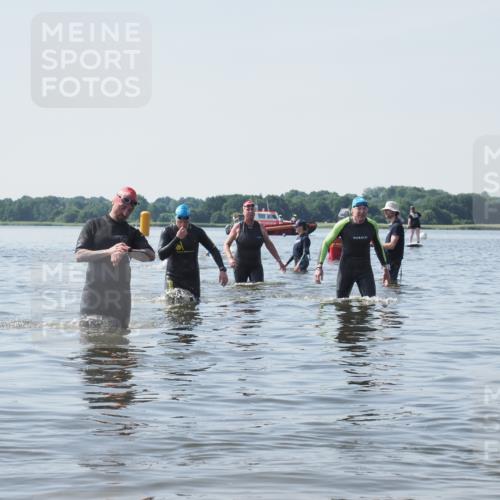 22.06.2025 - Viking Triathlon KatJ http://msf.ph/oto/8122877 22.06.2025 10:52:50 Schwimmen 106, 160, 656 meine-sportfotos.de