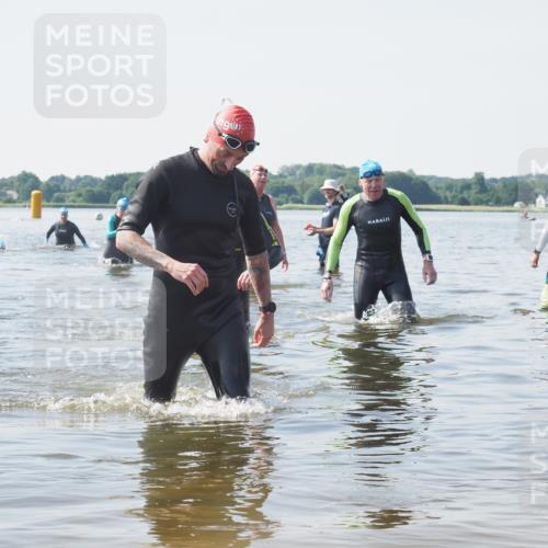 22.06.2025 - Viking Triathlon KatJ http://msf.ph/oto/8122918 22.06.2025 10:52:56 Schwimmen 106, 160, 640, 656 meine-sportfotos.de