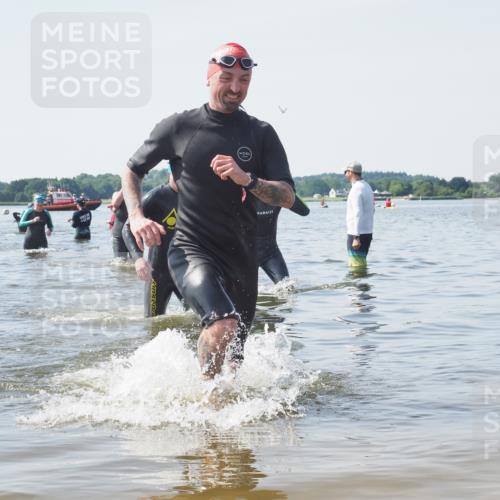 22.06.2025 - Viking Triathlon KatJ http://msf.ph/oto/8122931 22.06.2025 10:52:57 Schwimmen 106, 160, 470, 640, 656 meine-sportfotos.de