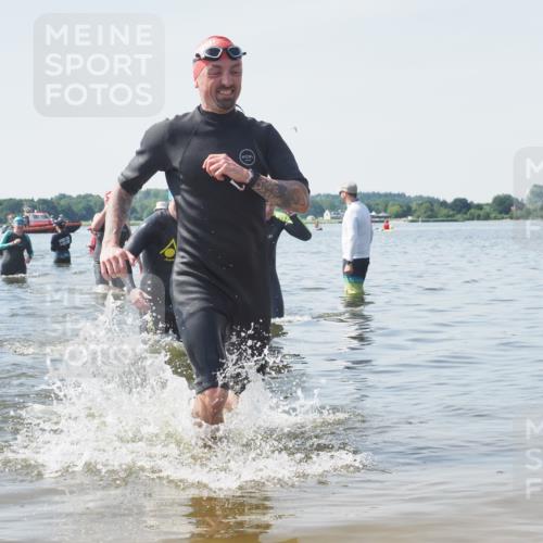 22.06.2025 - Viking Triathlon KatJ http://msf.ph/oto/8122935 22.06.2025 10:52:57 Schwimmen 106, 160, 470, 640, 656 meine-sportfotos.de