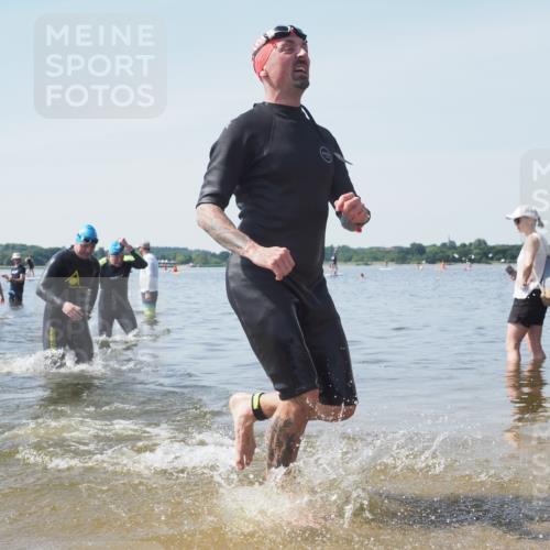 22.06.2025 - Viking Triathlon KatJ http://msf.ph/oto/8122943 22.06.2025 10:52:58 Schwimmen 106, 160, 470, 640, 656 meine-sportfotos.de