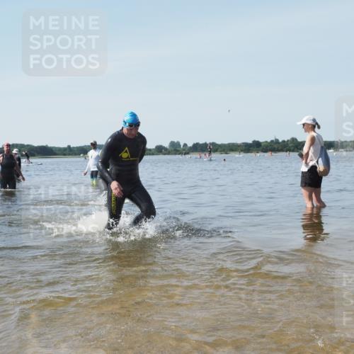 22.06.2025 - Viking Triathlon KatJ http://msf.ph/oto/8122953 22.06.2025 10:53:00 Schwimmen 106, 160, 470, 640, 656 meine-sportfotos.de