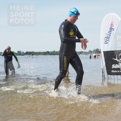 22.06.2025 - Viking Triathlon KatJ http://msf.ph/oto/8122978 22.06.2025 10:53:01 Schwimmen 106, 160, 470, 640, 656 meine-sportfotos.de