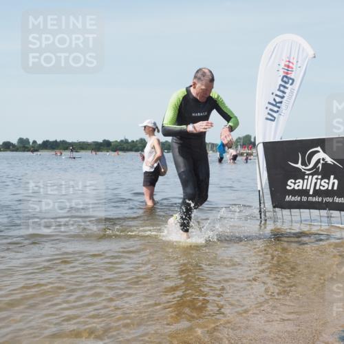 22.06.2025 - Viking Triathlon KatJ http://msf.ph/oto/8123004 22.06.2025 10:53:06 Schwimmen 160, 165, 319, 470, 640 meine-sportfotos.de