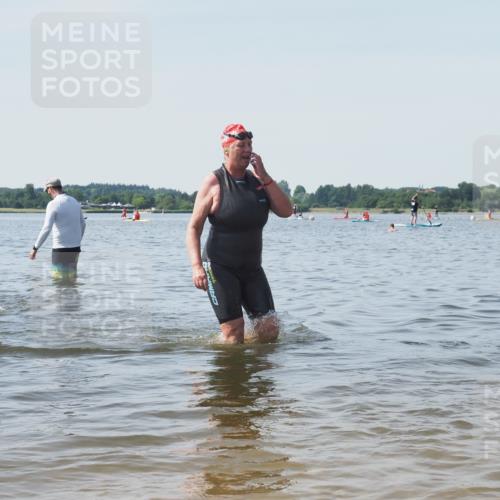 22.06.2025 - Viking Triathlon KatJ http://msf.ph/oto/8123021 22.06.2025 10:53:09 Schwimmen 165, 319, 470, 640 meine-sportfotos.de