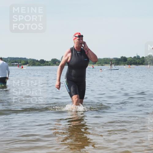 22.06.2025 - Viking Triathlon KatJ http://msf.ph/oto/8123027 22.06.2025 10:53:10 Schwimmen 165, 319, 470, 640 meine-sportfotos.de