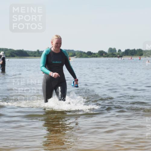 22.06.2025 - Viking Triathlon KatJ http://msf.ph/oto/8123053 22.06.2025 10:53:12 Schwimmen 165, 319, 470, 640 meine-sportfotos.de