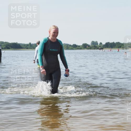 22.06.2025 - Viking Triathlon KatJ http://msf.ph/oto/8123062 22.06.2025 10:53:13 Schwimmen 165, 201, 319, 470, 640 meine-sportfotos.de