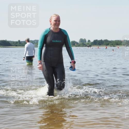 22.06.2025 - Viking Triathlon KatJ http://msf.ph/oto/8123072 22.06.2025 10:53:13 Schwimmen 165, 201, 319, 470, 640 meine-sportfotos.de