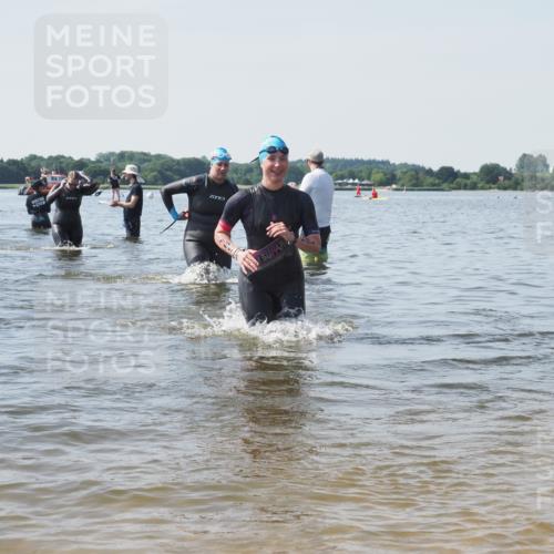 22.06.2025 - Viking Triathlon KatJ http://msf.ph/oto/8123117 22.06.2025 10:53:17 Schwimmen 165, 201, 241, 319, 470, 640 meine-sportfotos.de