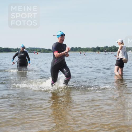 22.06.2025 - Viking Triathlon KatJ http://msf.ph/oto/8123133 22.06.2025 10:53:19 Schwimmen 165, 201, 241, 319 meine-sportfotos.de
