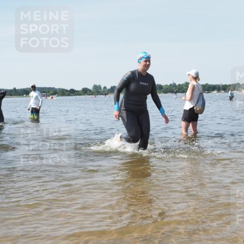 22.06.2025 - Viking Triathlon KatJ http://msf.ph/oto/8123176 22.06.2025 10:53:23 Schwimmen 165, 201, 241, 319 meine-sportfotos.de