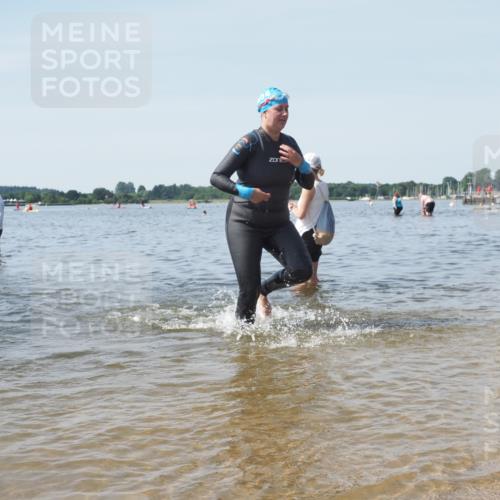 22.06.2025 - Viking Triathlon KatJ http://msf.ph/oto/8123197 22.06.2025 10:53:24 Schwimmen 201, 241, 319 meine-sportfotos.de