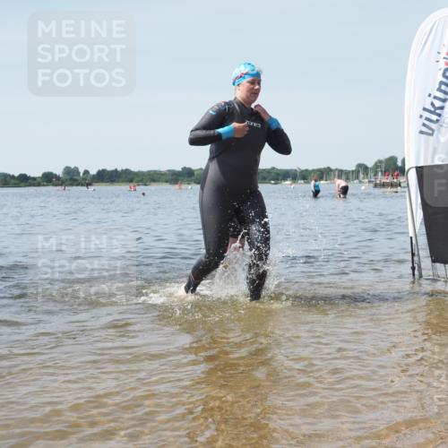 22.06.2025 - Viking Triathlon KatJ http://msf.ph/oto/8123206 22.06.2025 10:53:24 Schwimmen 201, 241, 319 meine-sportfotos.de