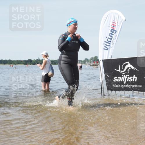 22.06.2025 - Viking Triathlon KatJ http://msf.ph/oto/8123216 22.06.2025 10:53:24 Schwimmen 201, 241, 319 meine-sportfotos.de