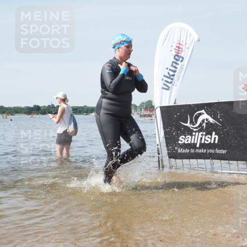 22.06.2025 - Viking Triathlon KatJ http://msf.ph/oto/8123220 22.06.2025 10:53:25 Schwimmen 201, 241, 319 meine-sportfotos.de