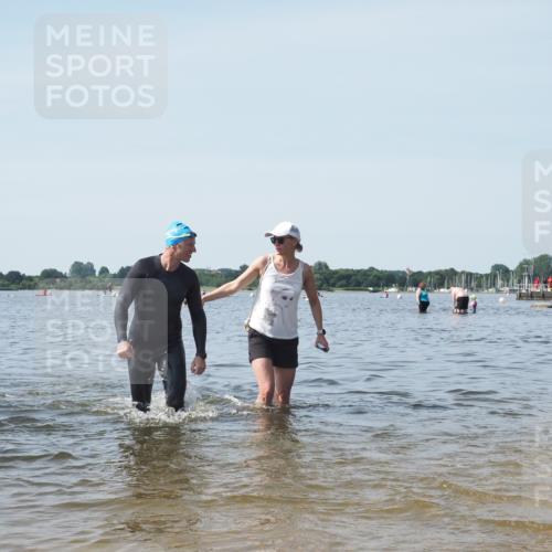 22.06.2025 - Viking Triathlon KatJ http://msf.ph/oto/8123283 22.06.2025 10:53:33 Schwimmen 201, 241 meine-sportfotos.de