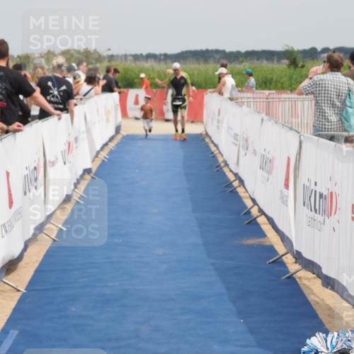 22.06.2025 - Viking Triathlon MichiJ http://msf.ph/oto/8123305 22.06.2025 15:14:27 Ziel 281 meine-sportfotos.de