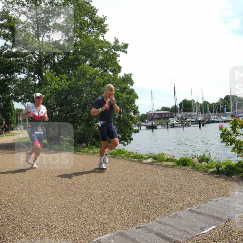 22.06.2025 - Viking Triathlon KatJ http://msf.ph/oto/8123349 22.06.2025 13:04:35 Laufen 229, 329 meine-sportfotos.de