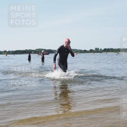 22.06.2025 - Viking Triathlon KatJ http://msf.ph/oto/8123351 22.06.2025 10:53:56 Schwimmen 634 meine-sportfotos.de