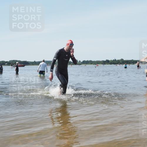 22.06.2025 - Viking Triathlon KatJ http://msf.ph/oto/8123364 22.06.2025 10:53:57 Schwimmen 634 meine-sportfotos.de