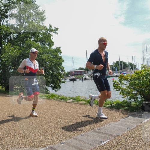 22.06.2025 - Viking Triathlon KatJ http://msf.ph/oto/8123388 22.06.2025 13:04:36 Laufen 229, 329 meine-sportfotos.de