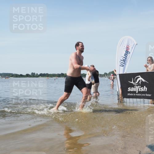 22.06.2025 - Viking Triathlon KatJ http://msf.ph/oto/8123454 22.06.2025 10:54:57 Schwimmen 305 meine-sportfotos.de