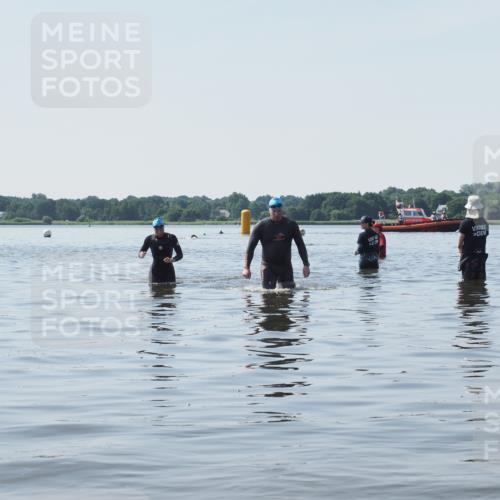 22.06.2025 - Viking Triathlon KatJ http://msf.ph/oto/8123477 22.06.2025 10:55:16 Schwimmen 246, 472 meine-sportfotos.de