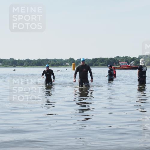 22.06.2025 - Viking Triathlon KatJ http://msf.ph/oto/8123481 22.06.2025 10:55:17 Schwimmen 246, 472 meine-sportfotos.de