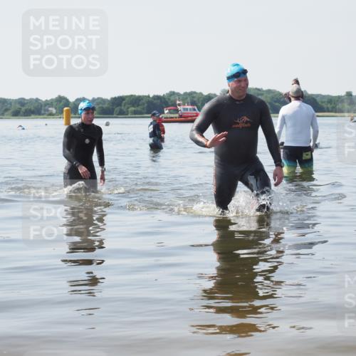 22.06.2025 - Viking Triathlon KatJ http://msf.ph/oto/8123519 22.06.2025 10:55:25 Schwimmen 246, 472 meine-sportfotos.de