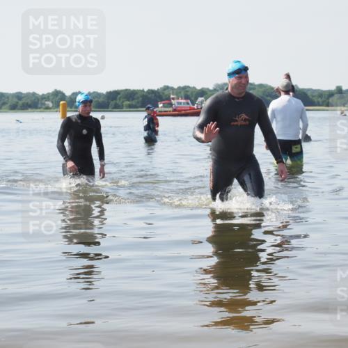 22.06.2025 - Viking Triathlon KatJ http://msf.ph/oto/8123523 22.06.2025 10:55:25 Schwimmen 246, 472 meine-sportfotos.de