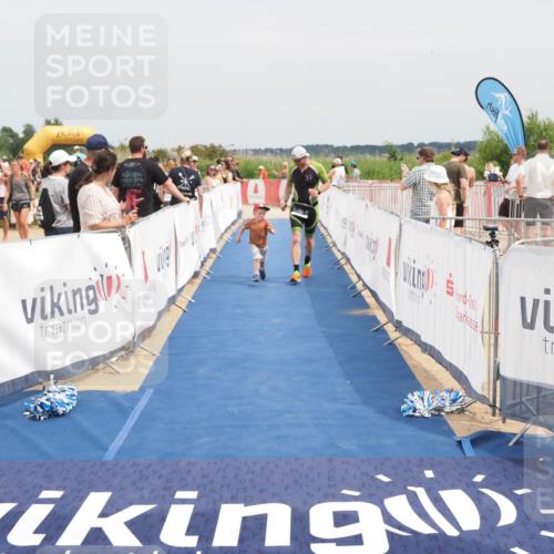 22.06.2025 - Viking Triathlon MichiJ http://msf.ph/oto/8123542 22.06.2025 15:14:31 Ziel 281 meine-sportfotos.de