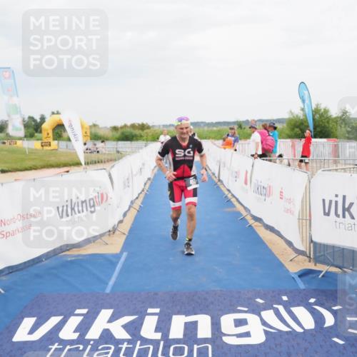 22.06.2025 - Viking Triathlon MichiJ http://msf.ph/oto/8123597 22.06.2025 17:09:41 Ziel 246, 493 meine-sportfotos.de