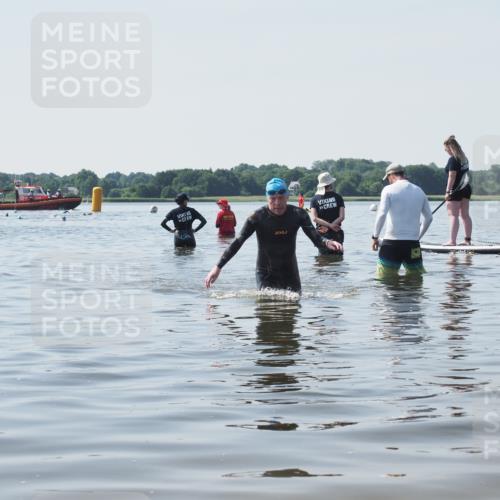 22.06.2025 - Viking Triathlon KatJ http://msf.ph/oto/8123700 22.06.2025 10:56:51 Schwimmen 363 meine-sportfotos.de