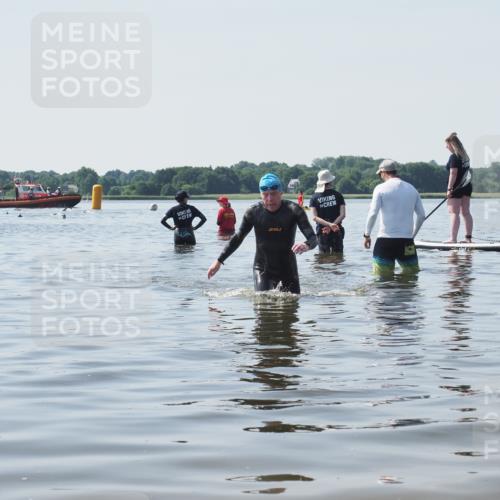22.06.2025 - Viking Triathlon KatJ http://msf.ph/oto/8123704 22.06.2025 10:56:51 Schwimmen 363 meine-sportfotos.de