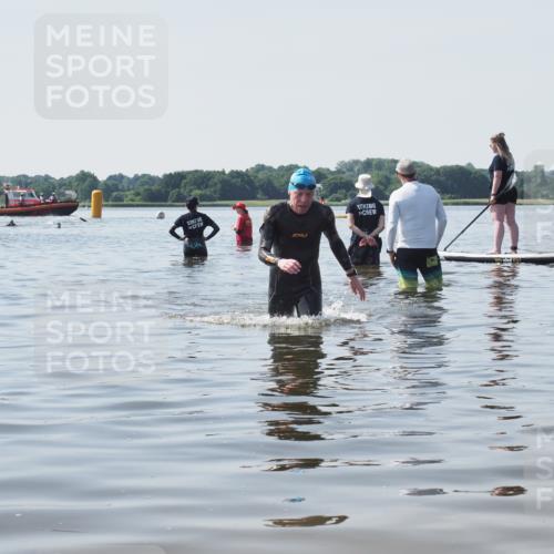 22.06.2025 - Viking Triathlon KatJ http://msf.ph/oto/8123715 22.06.2025 10:56:52 Schwimmen 363 meine-sportfotos.de
