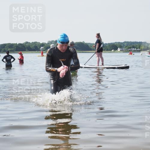 22.06.2025 - Viking Triathlon KatJ http://msf.ph/oto/8123719 22.06.2025 10:56:55 Schwimmen 363 meine-sportfotos.de