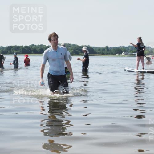 22.06.2025 - Viking Triathlon KatJ http://msf.ph/oto/8123791 22.06.2025 10:58:06 Schwimmen 357, 359, 403 meine-sportfotos.de