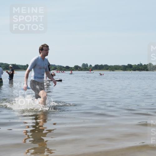 22.06.2025 - Viking Triathlon KatJ http://msf.ph/oto/8123813 22.06.2025 10:58:08 Schwimmen 357, 359, 403 meine-sportfotos.de