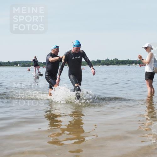 22.06.2025 - Viking Triathlon KatJ http://msf.ph/oto/8123911 22.06.2025 10:58:22 Schwimmen 359, 403 meine-sportfotos.de