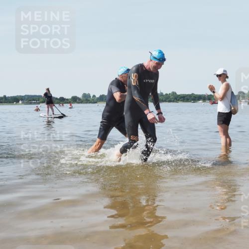 22.06.2025 - Viking Triathlon KatJ http://msf.ph/oto/8123922 22.06.2025 10:58:23 Schwimmen 359, 403 meine-sportfotos.de