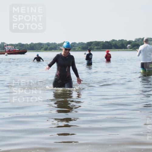 22.06.2025 - Viking Triathlon KatJ http://msf.ph/oto/8123990 22.06.2025 10:58:48 Schwimmen 268 meine-sportfotos.de
