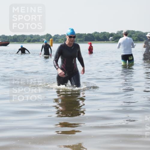 22.06.2025 - Viking Triathlon KatJ http://msf.ph/oto/8124009 22.06.2025 10:58:50 Schwimmen 268 meine-sportfotos.de